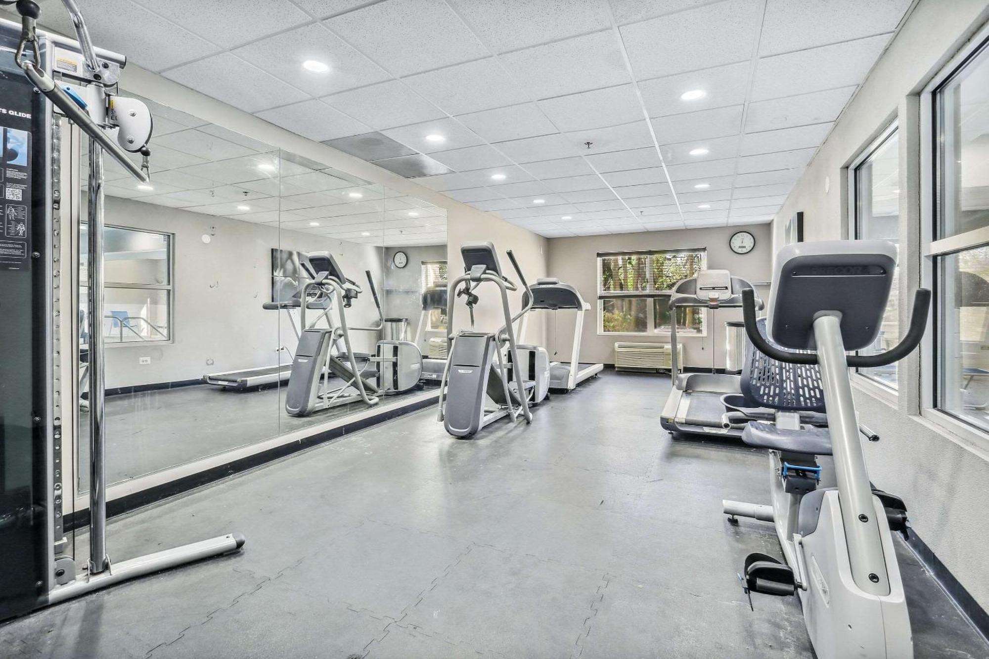 Country Inn & Suites By Radisson, Chicago O'Hare South, Il Bensenville Εξωτερικό φωτογραφία