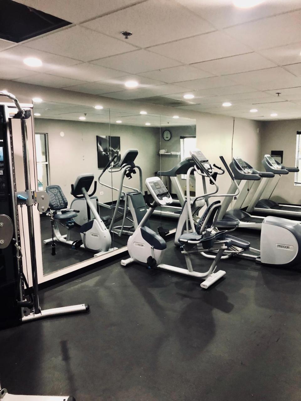 Country Inn & Suites By Radisson, Chicago O'Hare South, Il Bensenville Εξωτερικό φωτογραφία